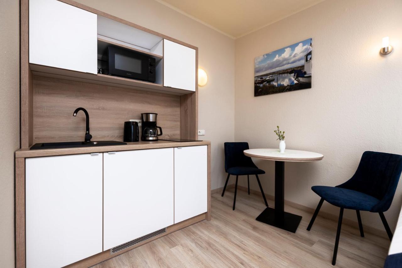 Aparthotel Stralsund Studios Und Apartments Екстер'єр фото