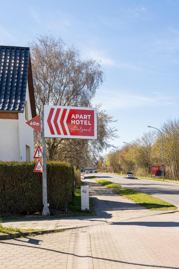 Aparthotel Stralsund Studios Und Apartments Екстер'єр фото