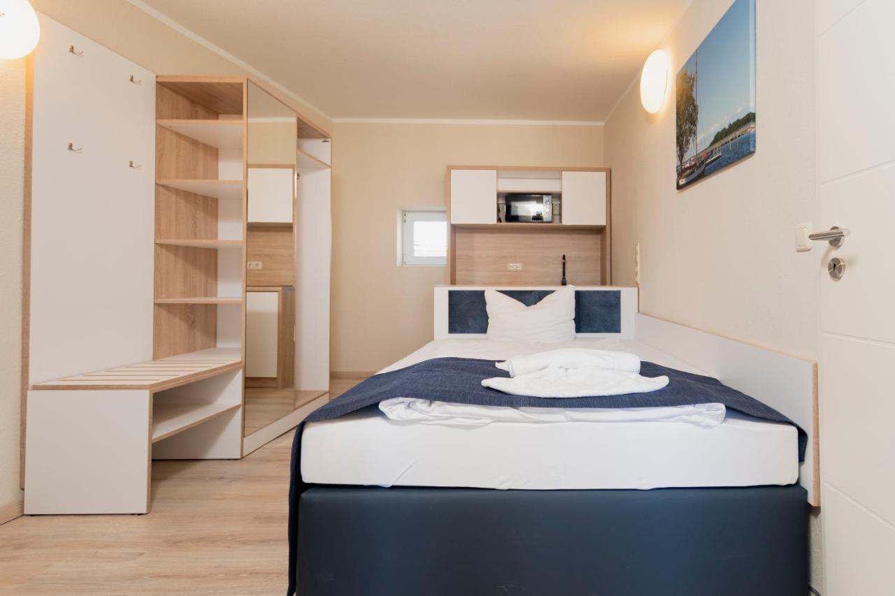 Aparthotel Stralsund Studios Und Apartments Екстер'єр фото