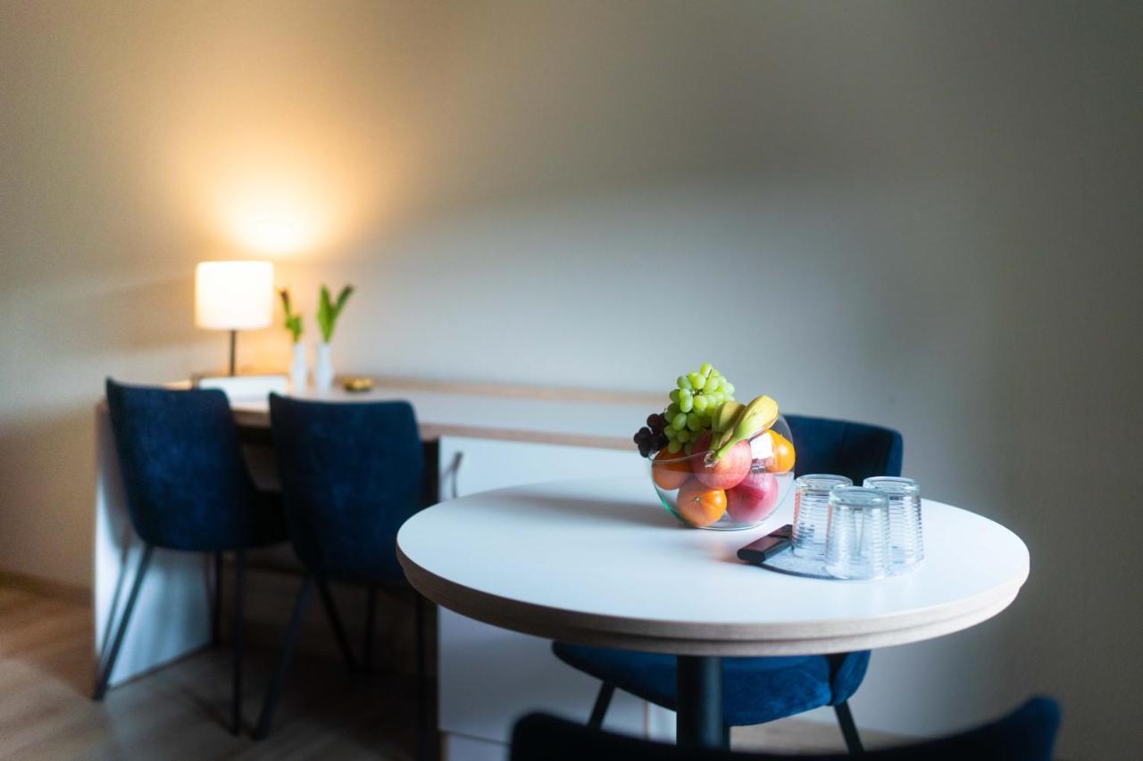 Aparthotel Stralsund Studios Und Apartments Екстер'єр фото