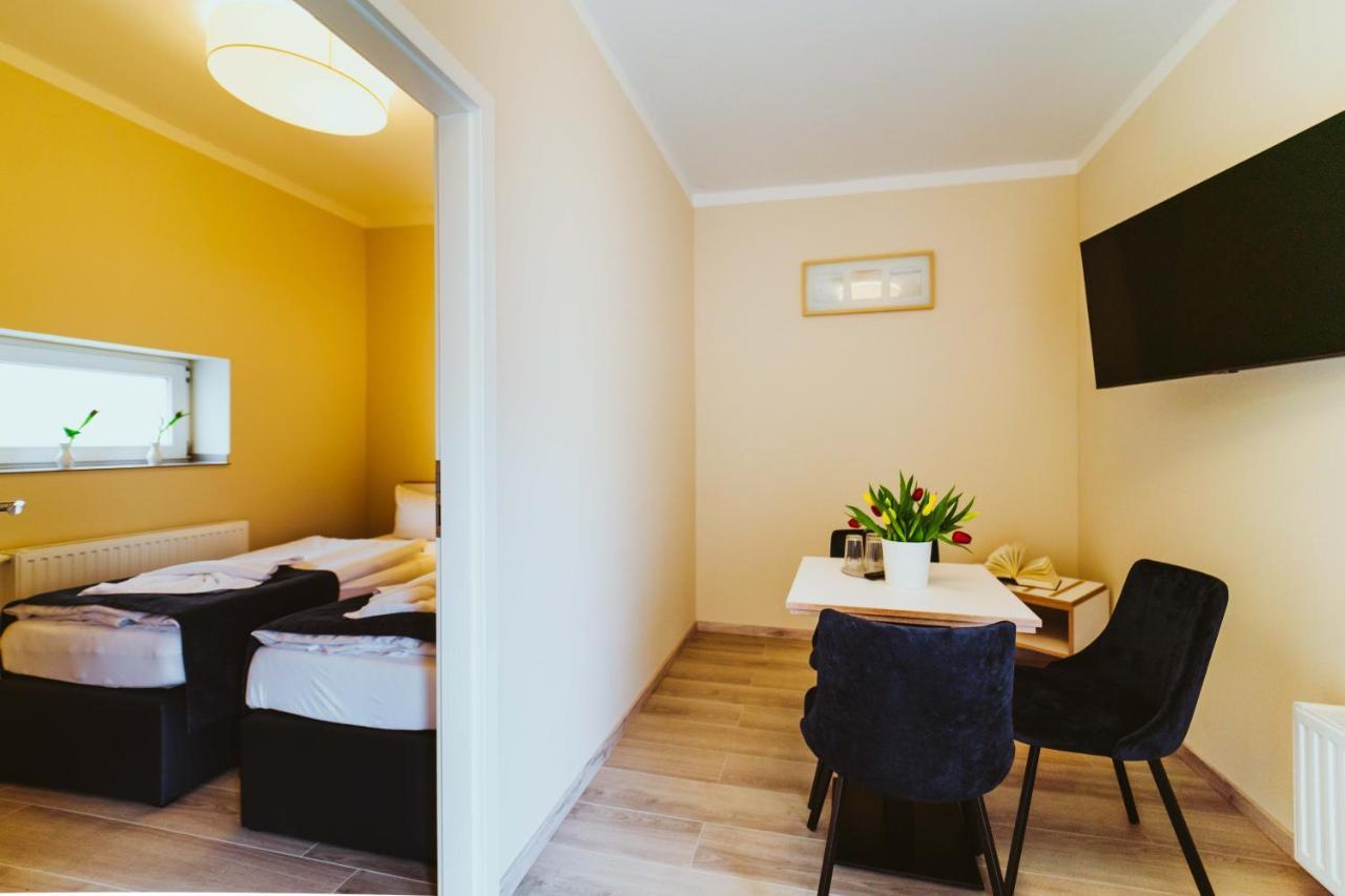 Aparthotel Stralsund Studios Und Apartments Екстер'єр фото