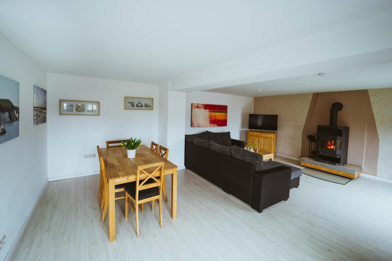 Aparthotel Stralsund Studios Und Apartments Екстер'єр фото