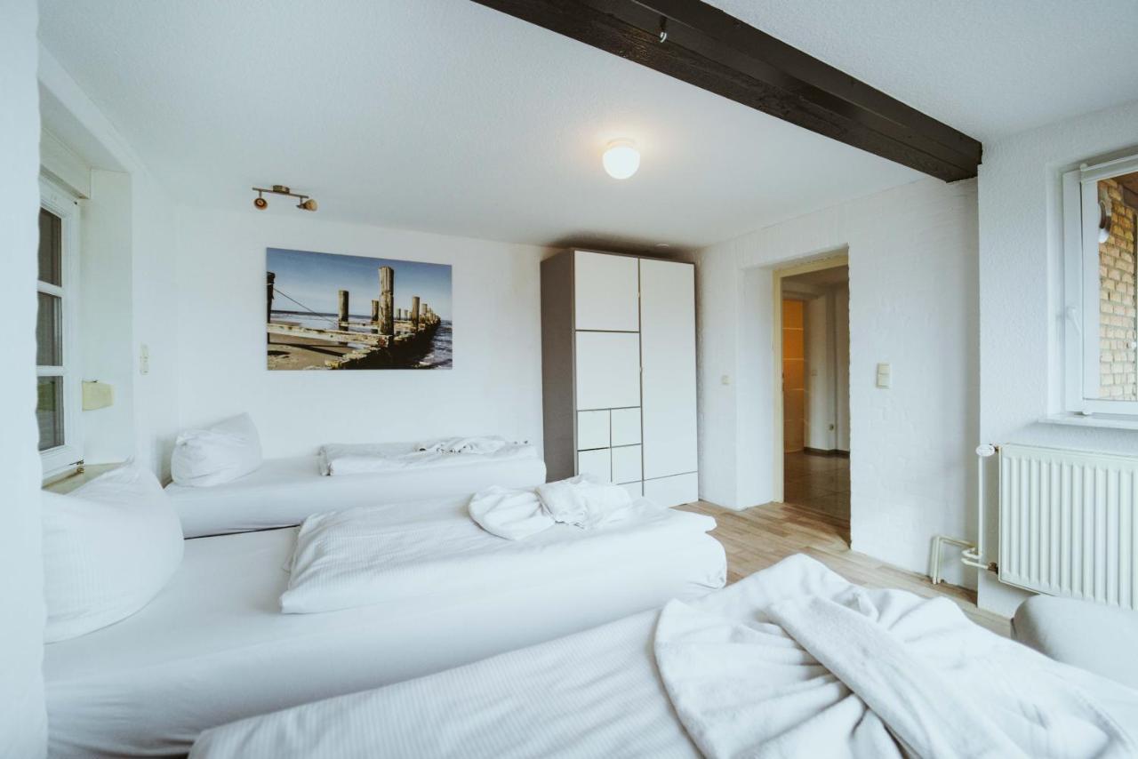 Aparthotel Stralsund Studios Und Apartments Екстер'єр фото