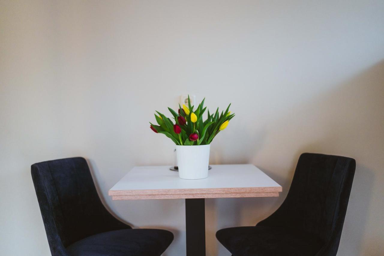 Aparthotel Stralsund Studios Und Apartments Екстер'єр фото